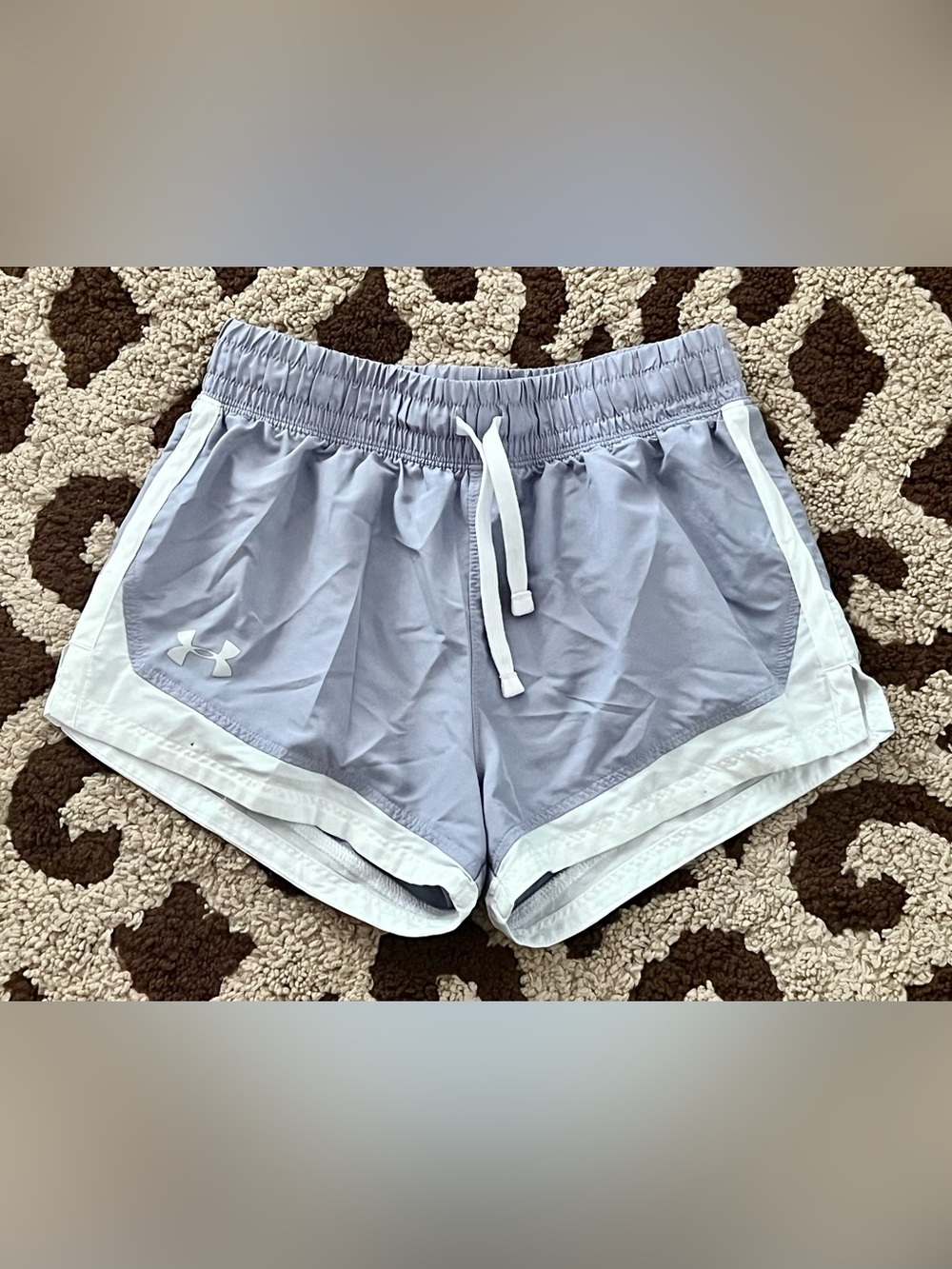 Under Armour Youth Medium Gray White Running Athletic Shorts Drawstring